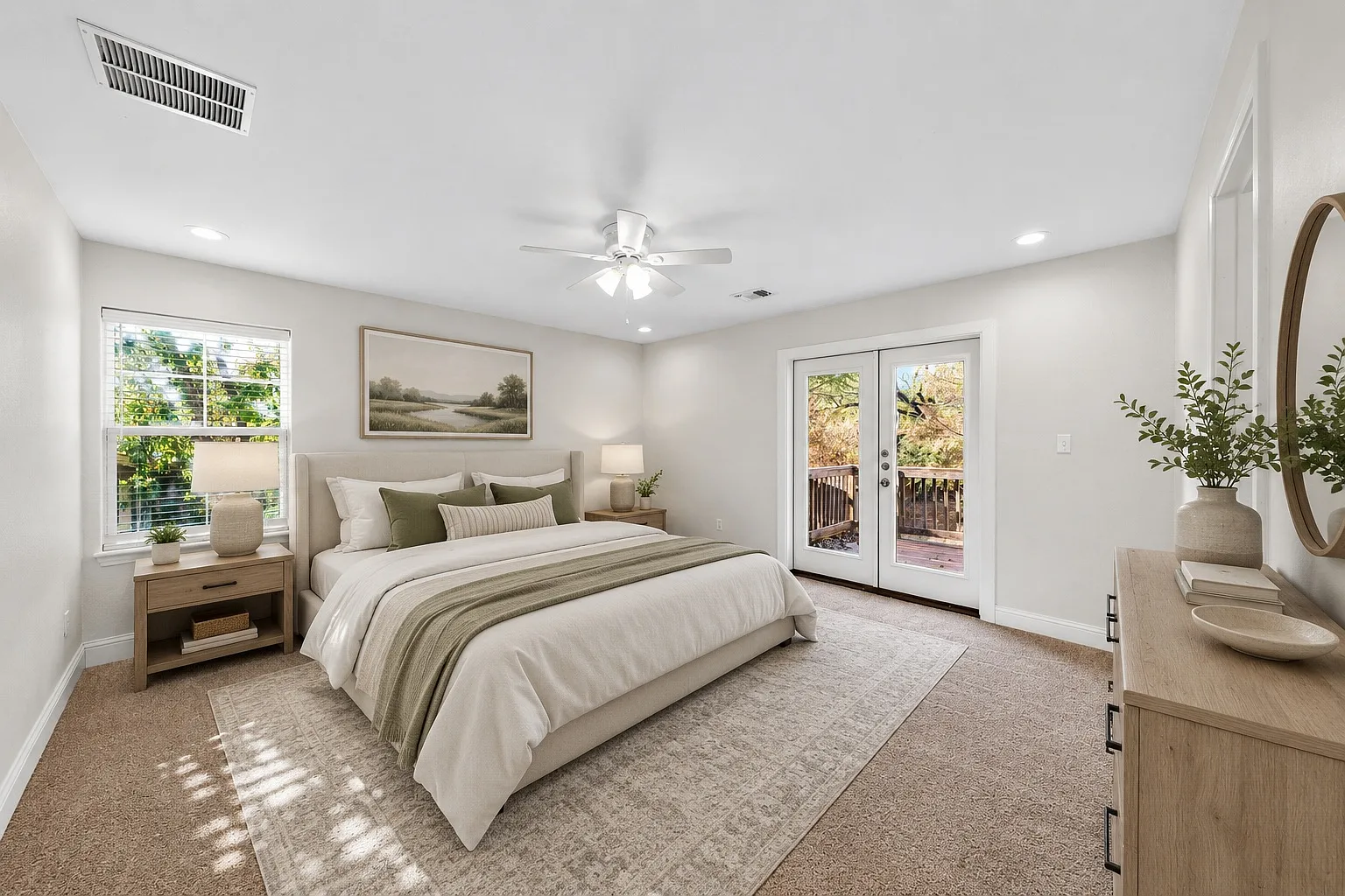 3 bed, 1310 sqft, $1,580 — Photo 2