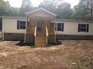 926 Rocky Ridge Rd, Enoree, SC 29335