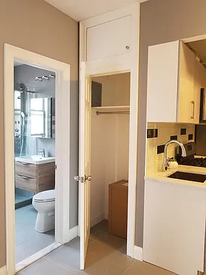 Rented by City Connections Realty | media 20