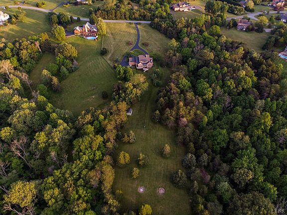 5th image of 1601 Rocky Branch Dr