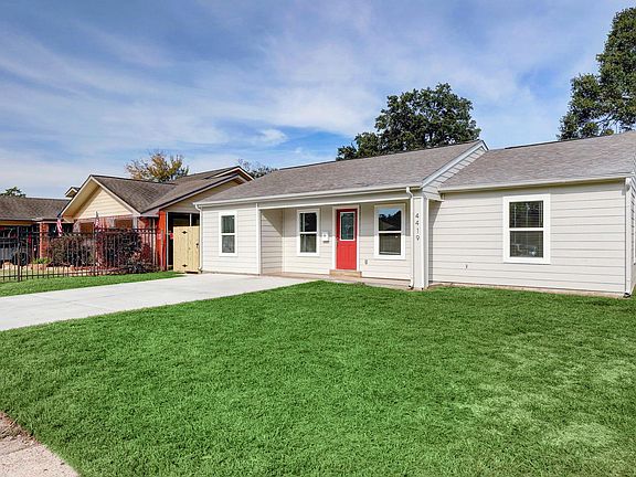 2nd image of 4419 Botany Ln