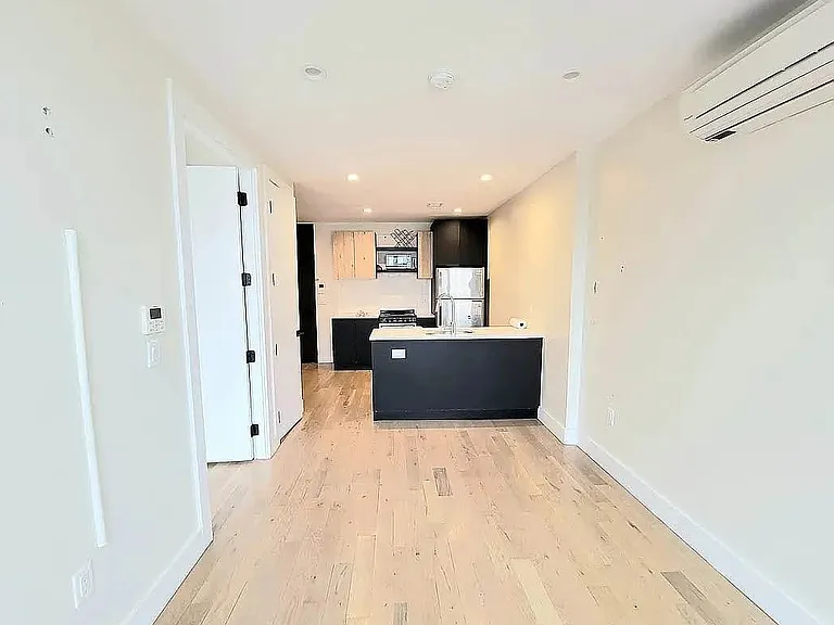 333 Cypress Ave #2B — Photo 1
