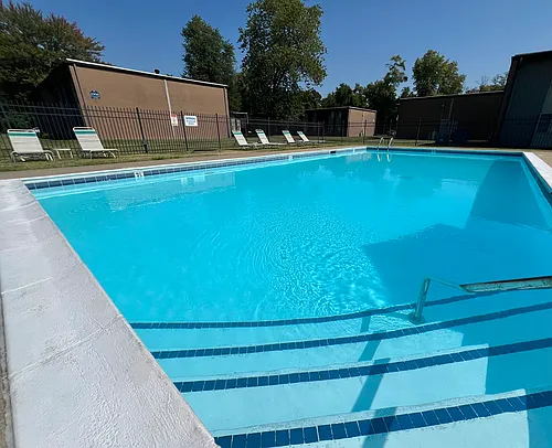 Glenview Apartments Photo 1