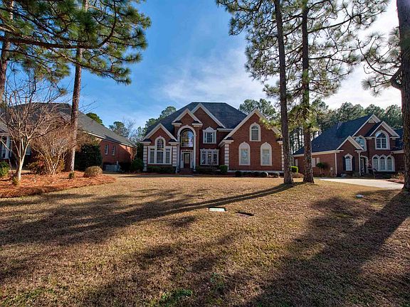 3rd image of 401 Aiken Hunt Cir