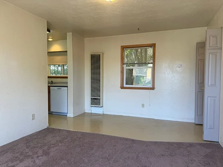 1771 Golf Course Rd — Photo 3