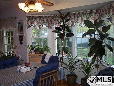 5th image of 53 New Brunswick Ave
