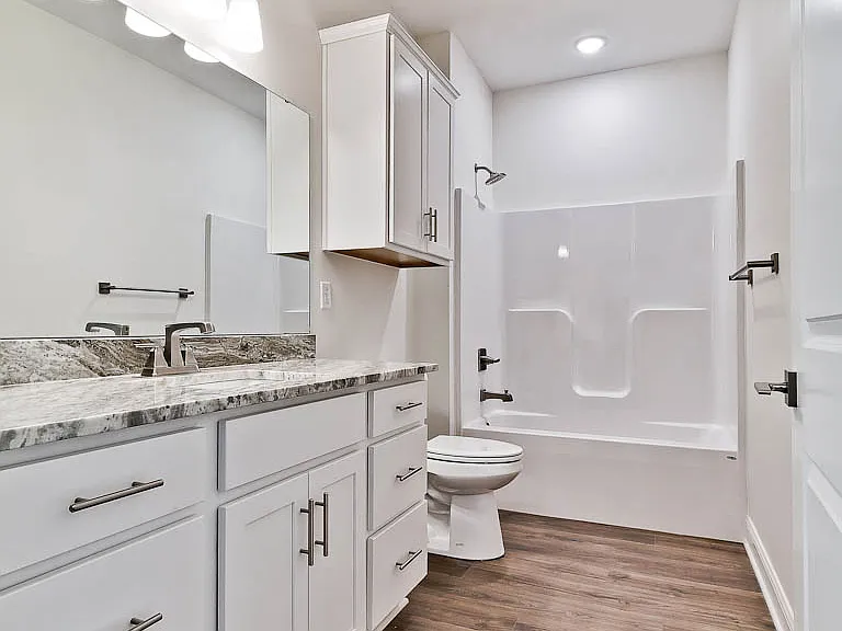 361 Turnberry Ct — Photo 14