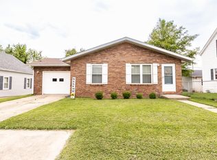 205 S Donk Ave, Maryville, IL 62062