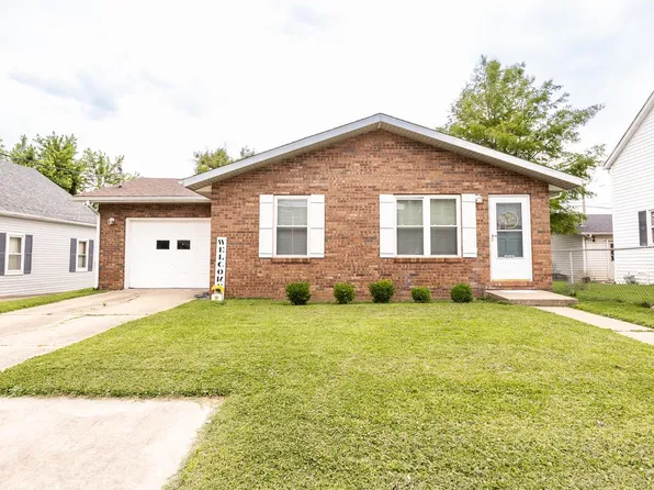 205 S Donk Ave, Maryville, IL 62062