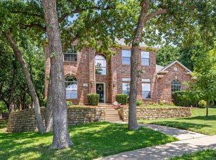 1424 Hummingbird Ct, Crowley, TX 76036