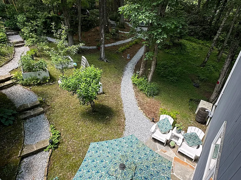 156 Mount Lori Dr #1 — Photo 45