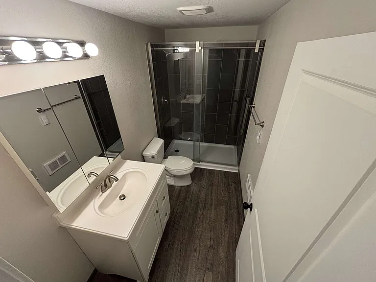 533 E Sanson Ave #533 — Photo 5