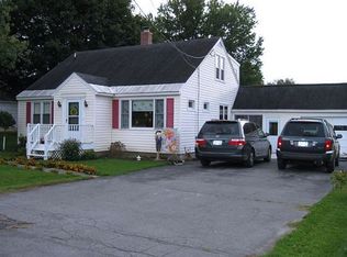 9398 Sessions Rd, Sauquoit, NY 13456