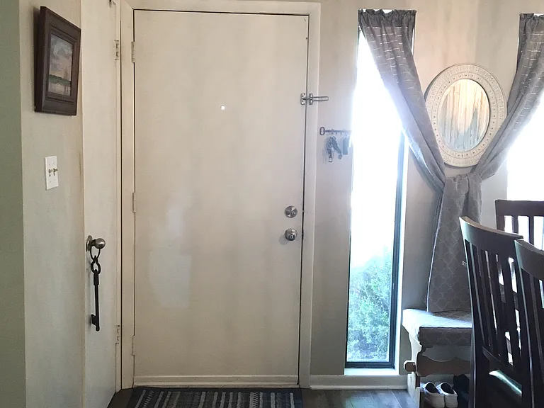 1472 Tenbury Dr #1 — Photo 21