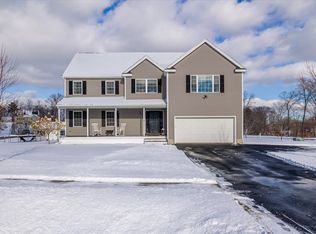 8 Moore Dr, Millbury, MA 01527