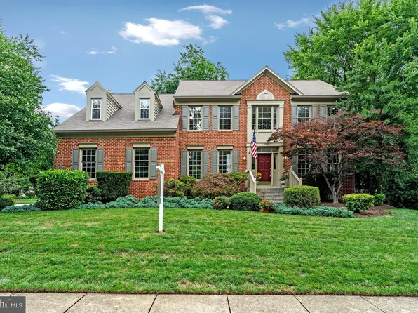 13560 Northbourne Dr, Centreville, VA 20120