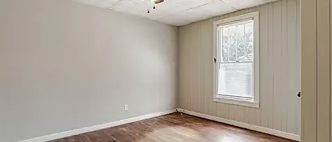 310 Stanley Ave — Photo 59