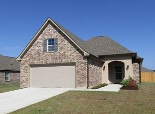 302 Ouachita Dr, Lafayette, LA 70506