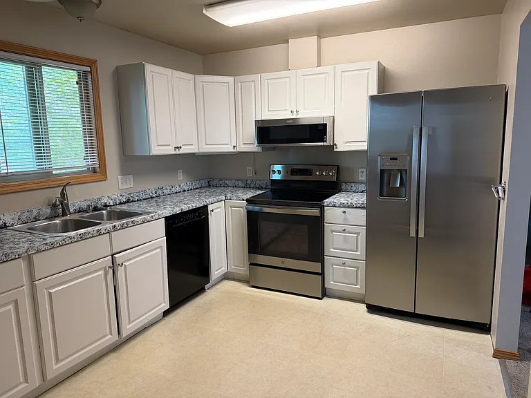 1019 E 12th Ave #3 — Photo 2