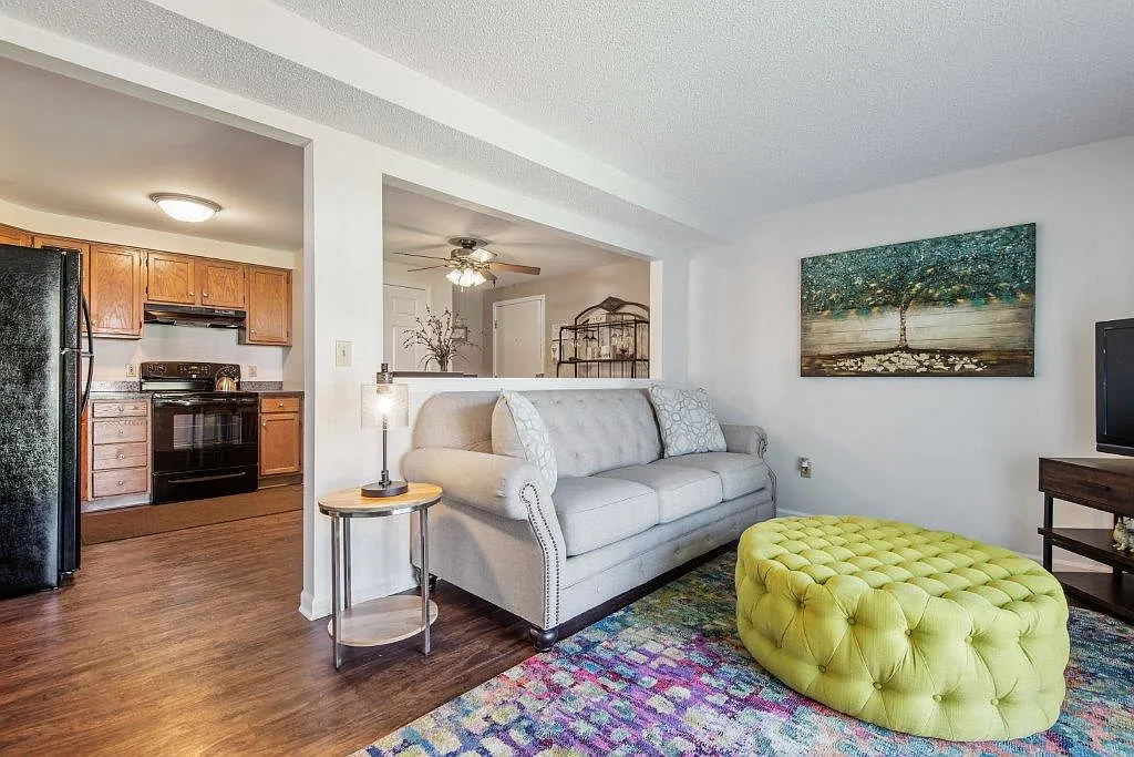 Maplewood Estates Apartment Homes — Photo 1