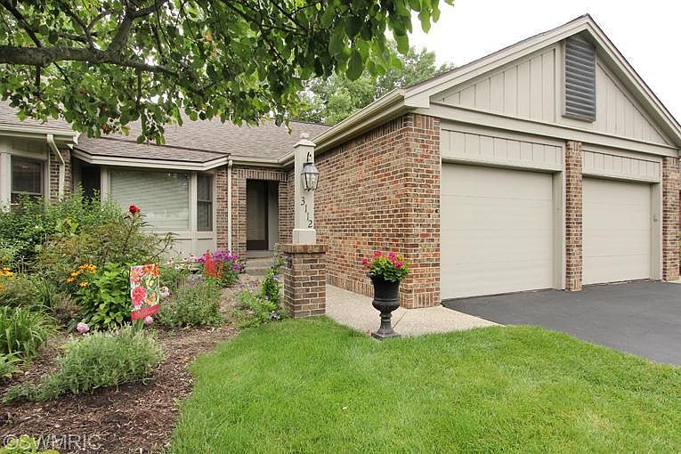 1st image of 3112 Maple Villa Dr SE