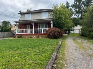 8046 Beaverdams Rd, Niagara Falls, ON L2H 1R8