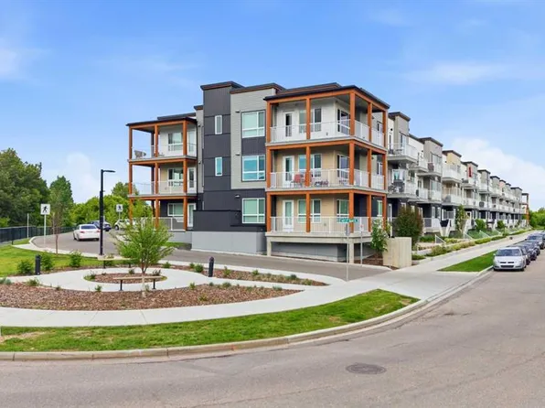1605 W 17th St SE #102, Calgary, AB T2G 2L7