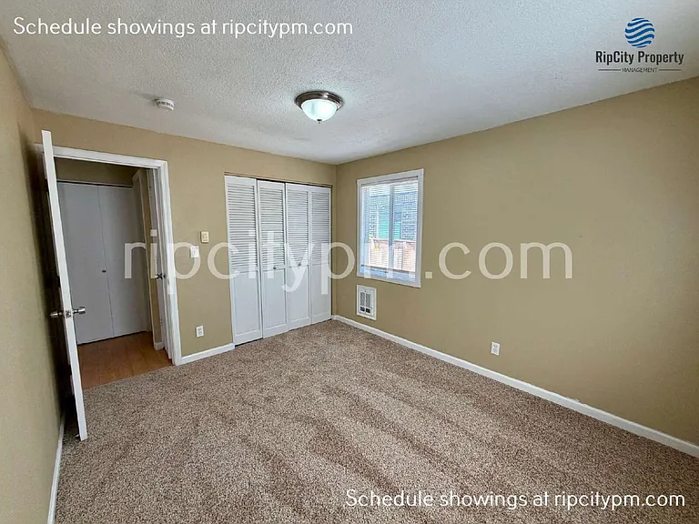 17500 E Burnside St — Photo 13