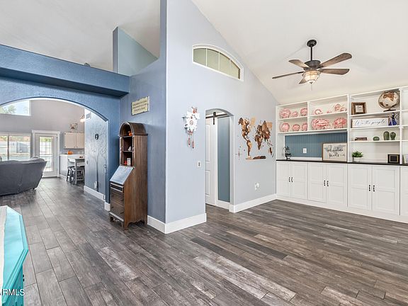 4th image of 10922 W ASHLAND Way