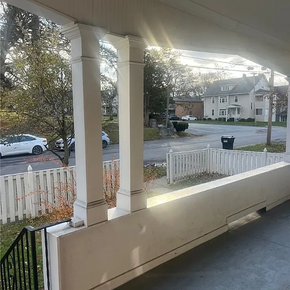 1205 Madison St #1 — Photo 2
