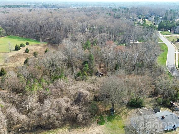 3rd image of 9840 Brief Rd