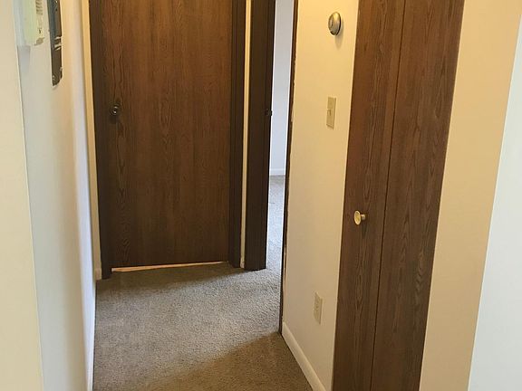 5th image of 1115 Michigan Ave E APT 6