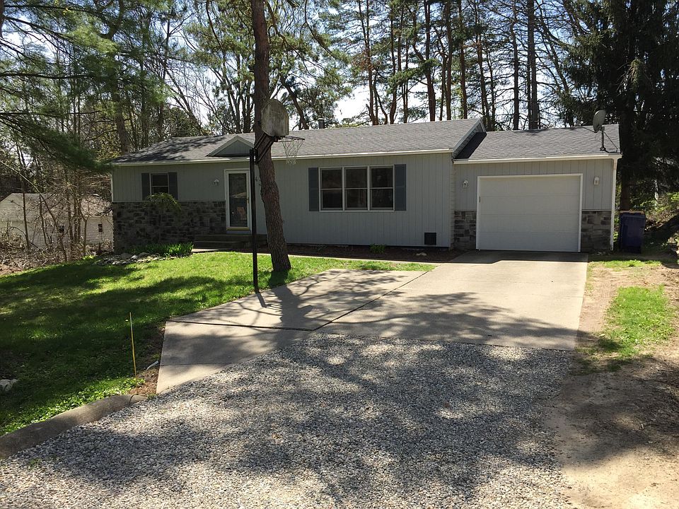 1st image of 439 Charlotte Ave NW