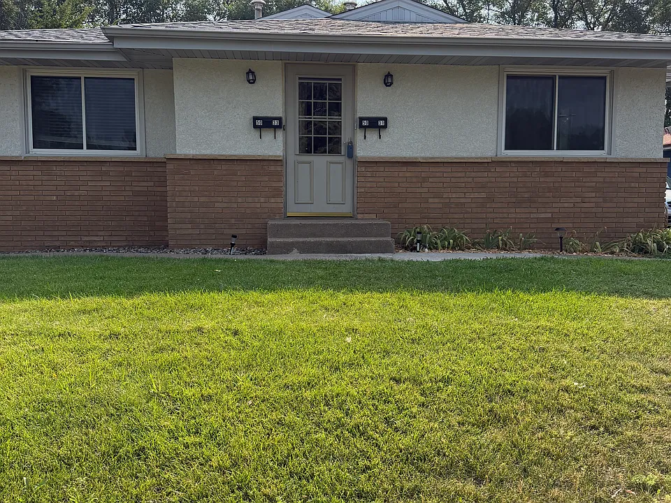 5031 Jackson St NE #5031