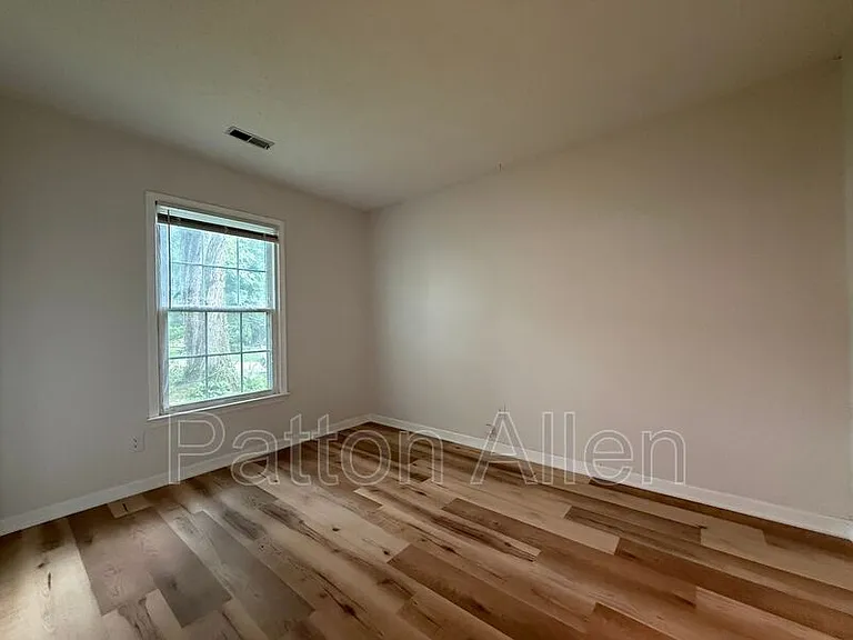 105 Scottlynn Ct — Photo 15