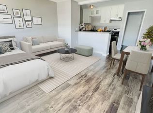 6555 La Mirada Ave #2A, Los Angeles, CA 90038
