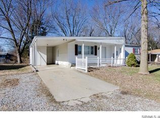 1022 Helvetia Dr, Highland, IL 62249
