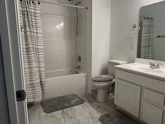 4th image of 3009 Deptford St