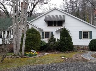 91 Sunset Ln, Burnsville, NC 28714