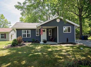319 Cove Beach Ave, Sheffield Lake, OH 44054