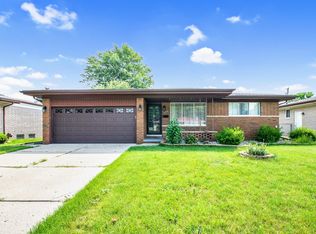 36086 Jeffrey Dr, Sterling Heights, MI