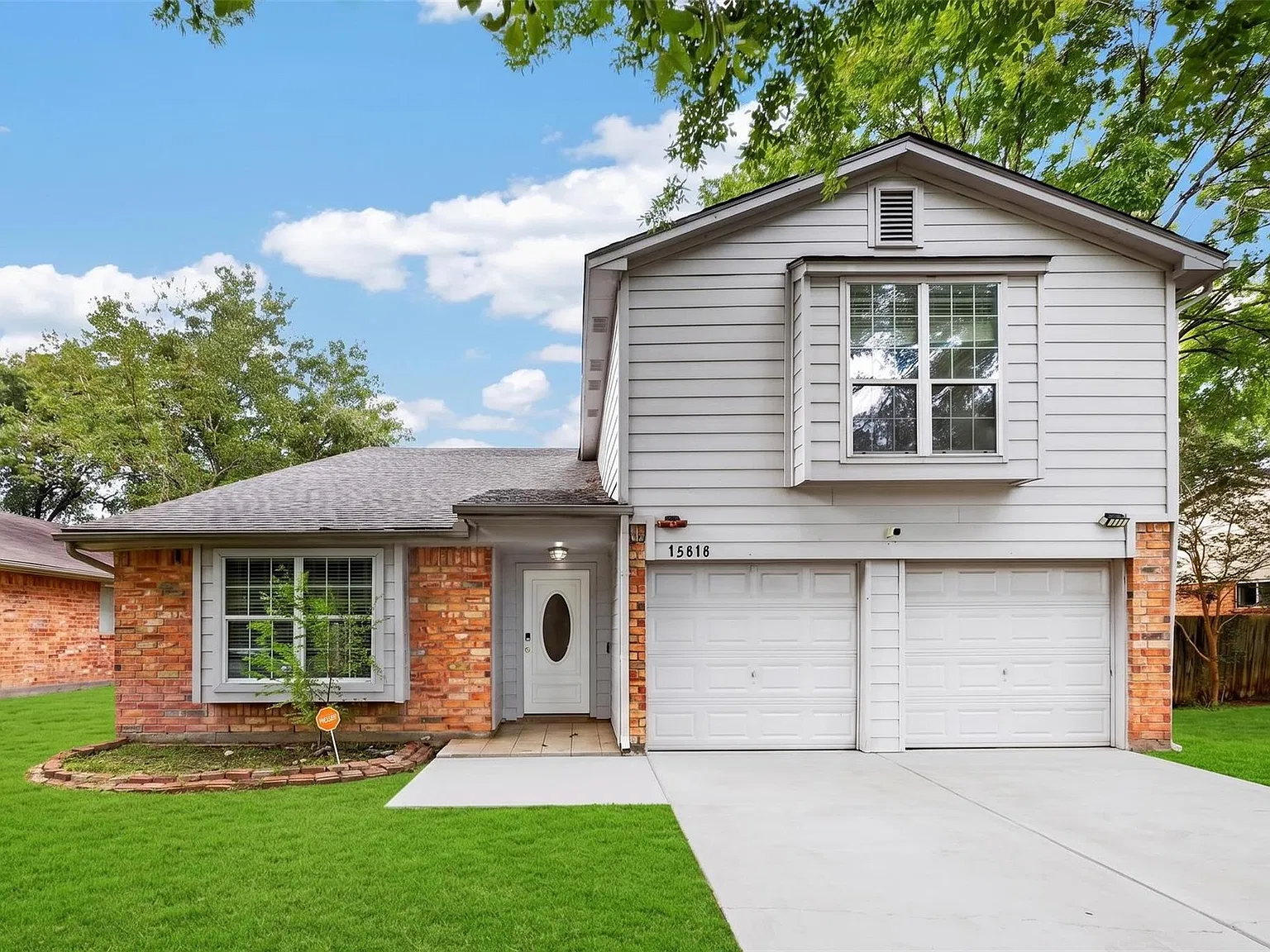 4 bed, 2.5 bath, 2196 sqft, $2,000 — Photo 3