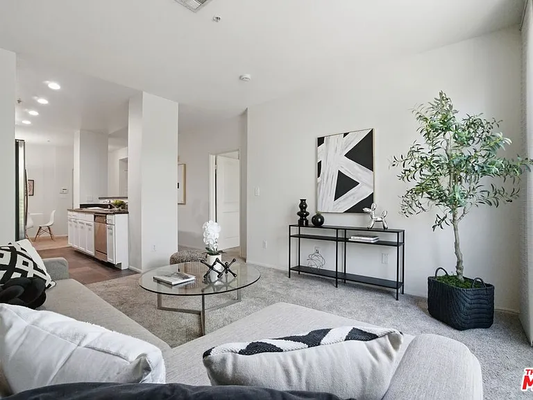 6400 Crescent Park E #301 — Photo 9