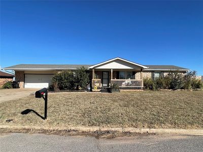 603 N Stanley Ave, Hinton, OK, 73047