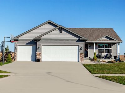 1725 SE Waters Edge Dr, Waukee, IA, 50263