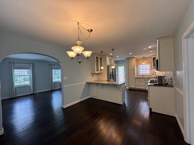 3414 Oak Ln — Photo 8