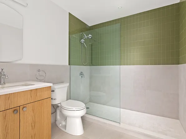 69 Hudson Avenue image 13 of 18