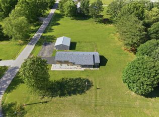 416 Angel Rd, Berea, KY 40403