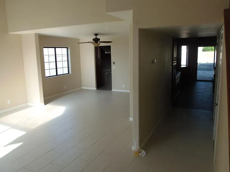 28020 Avenida Maravilla — Photo 14