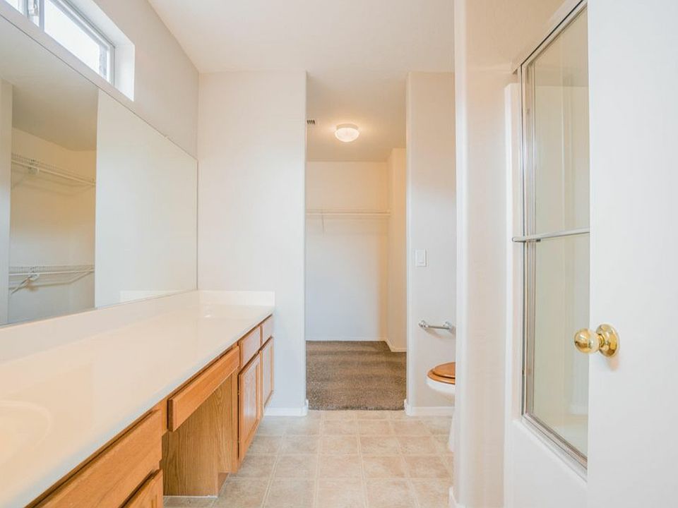 1st image of 4834 N 112th Dr